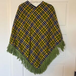 Vintage Tartan Plaid Fringe Poncho OS Womans Warm Cozy Cape 60's/70's Grannycore